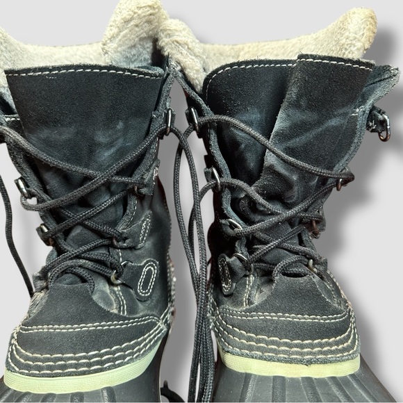 L.L. Bean Leather Duck Boots - Picture 11 of 12